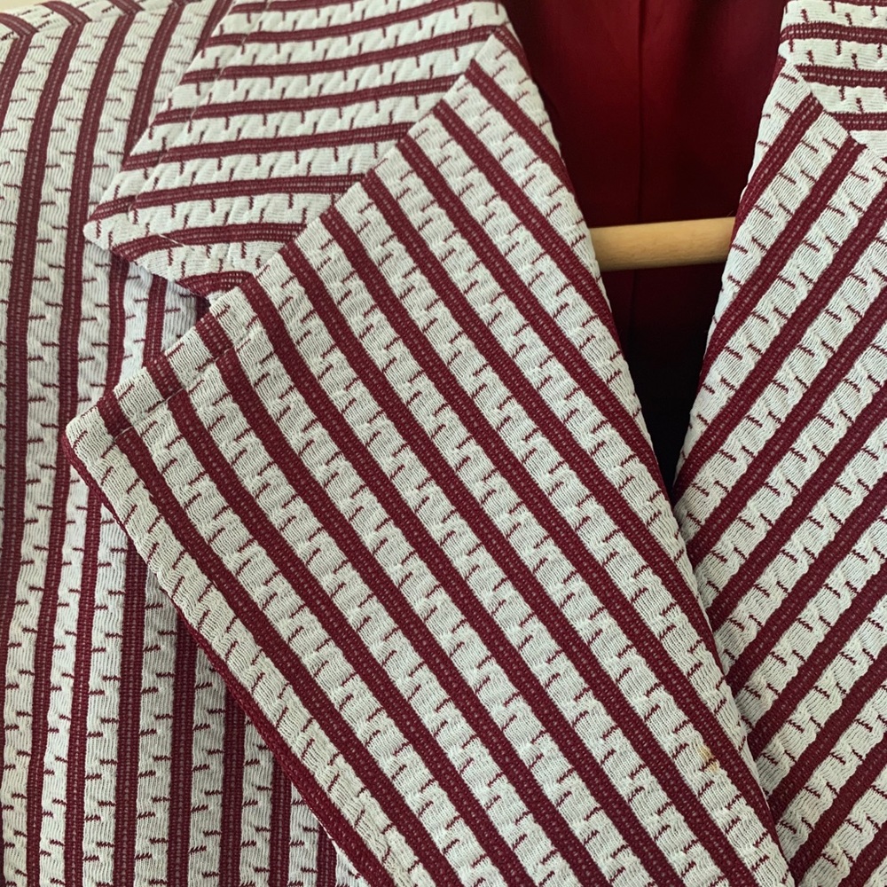Red and White Striped Vintage Men’s Sport Coat